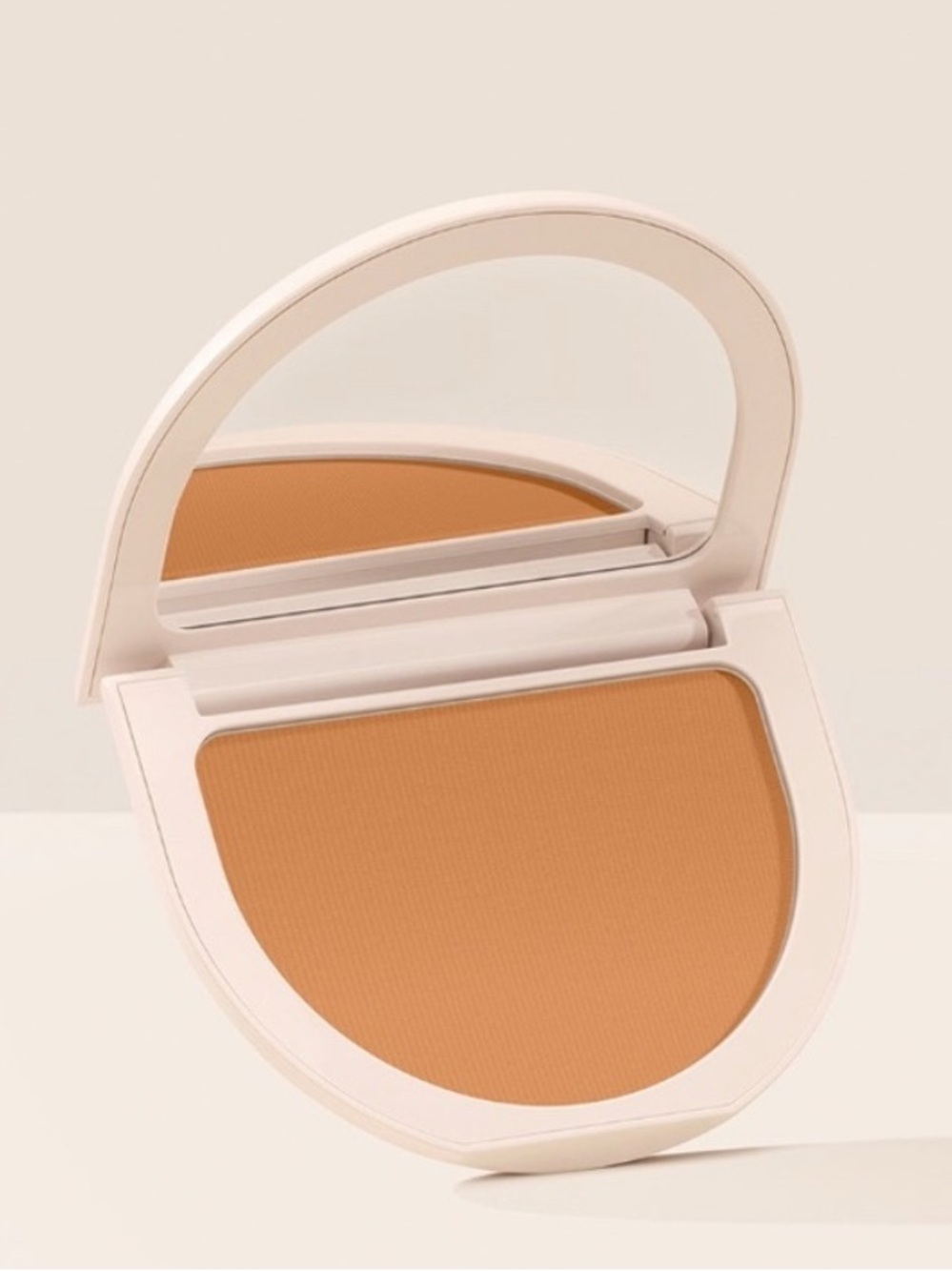 Rare Beauty True to Myself Tinted Pressed Talc-Free Finishing Powder, Almond